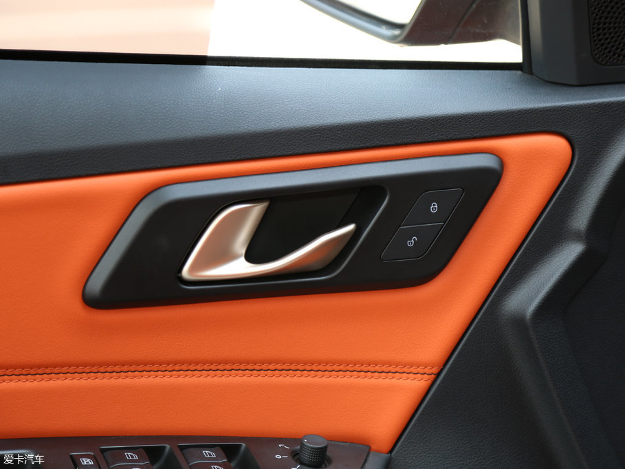 2017vX40 1.6L քF