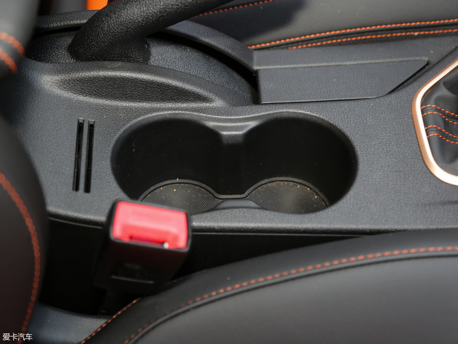 2017��vX40 1.6L �ք�(d��ng)���F��