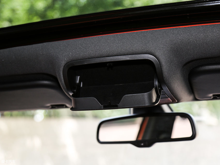 2017vX40 1.6L քF