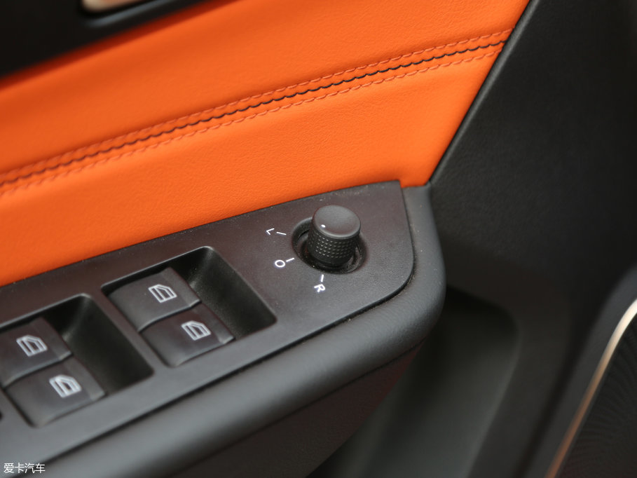 2017vX40 1.6L քF