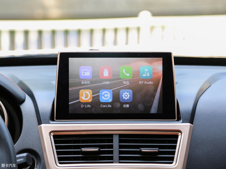 2017��vX40 1.6L �ք�(d��ng)���F��