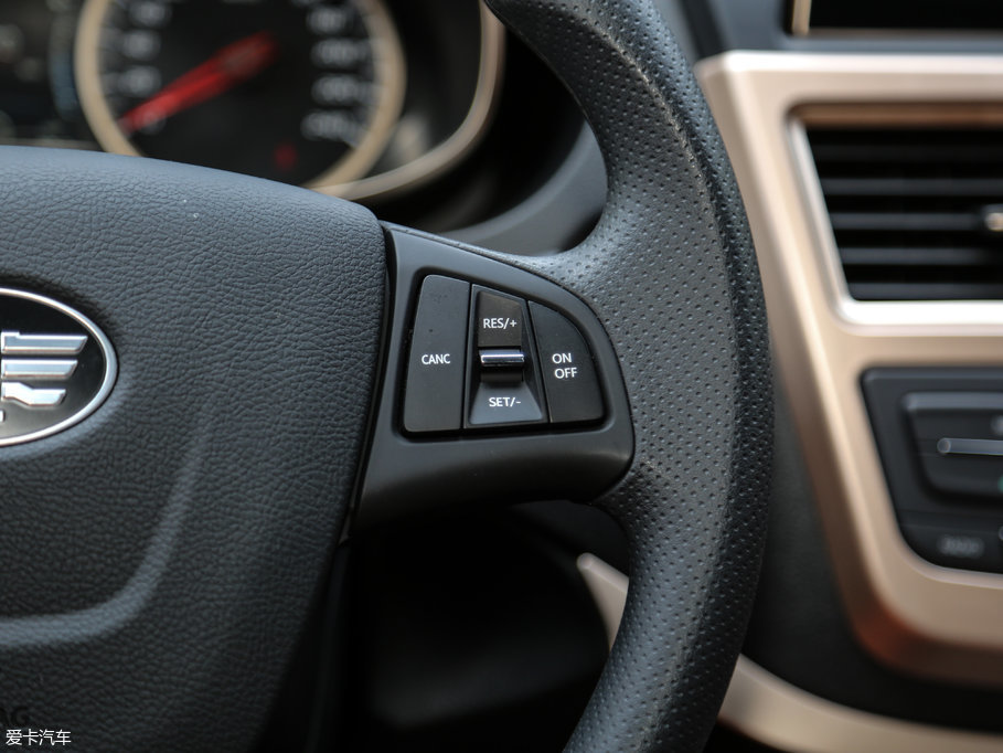 2017��vX40 1.6L �ք����F��