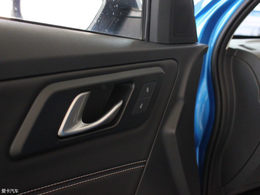 2017vX40 1.6L քӺA