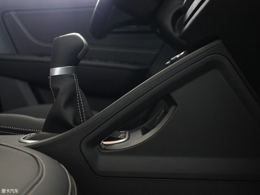 2017vX40 1.6L ք(dng)A