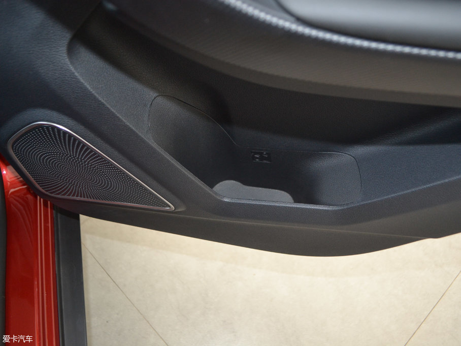 2017vX40 1.6L ք(dng)m