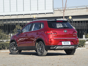 2017款1.6L 手动尊享型 左后45度