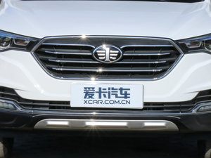 2017款1.6L 自动尊贵型 中网