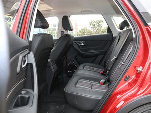 2017款1.6L 自动豪华型 后排空间