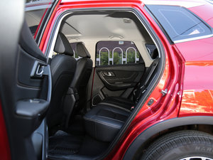2017款1.6L 自动尊贵致酷型 后排空间