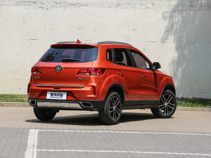 2017款1.6L 手动尊贵型 整体外观