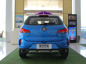 2017款1.6L 手动豪华型 正后	
