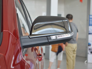 2017款1.6L 手动舒适型 后视镜