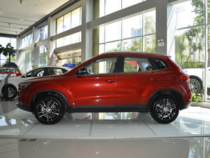 2017款1.6L 自动尊享型 正侧（左）