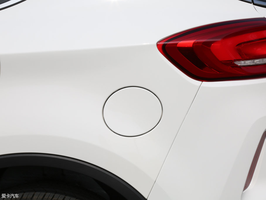 2017vX80 1.8T ԄӺA