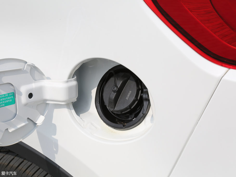 2017vX80 1.8T ԄӺA