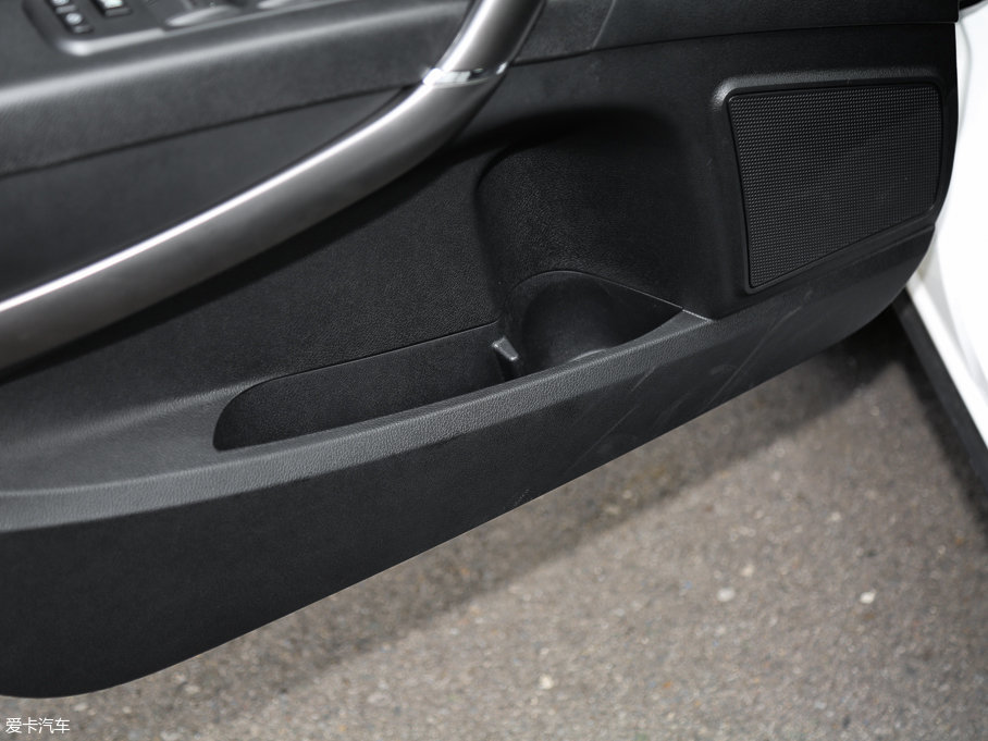 2017vX80 1.8T ԄӺA