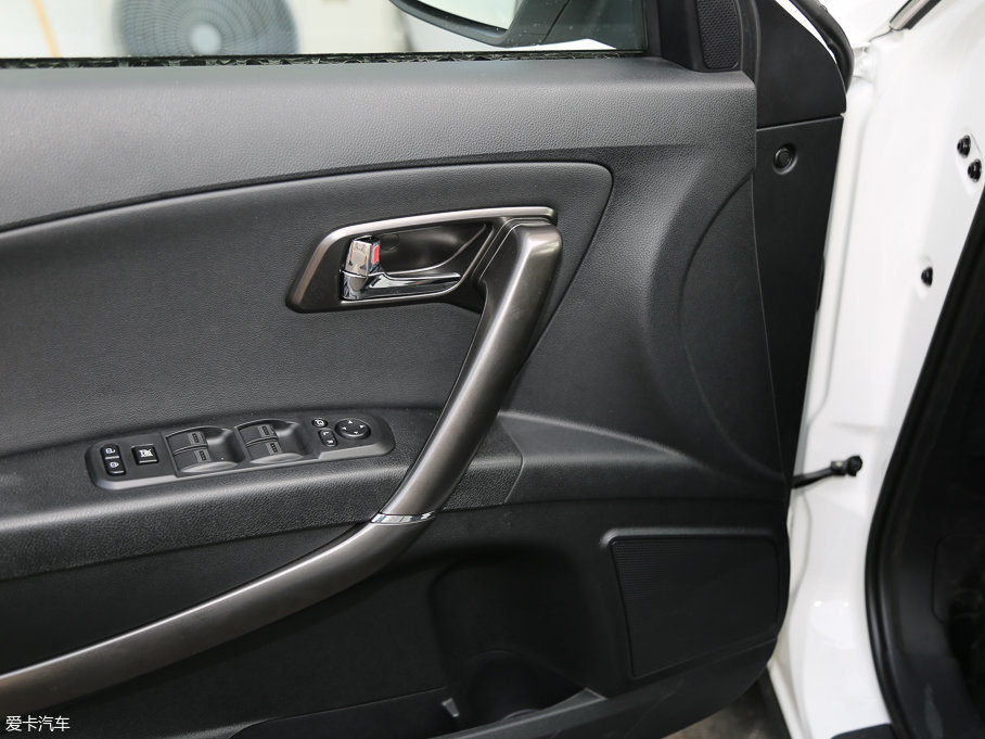 2017vX80 1.8T ԄӺA