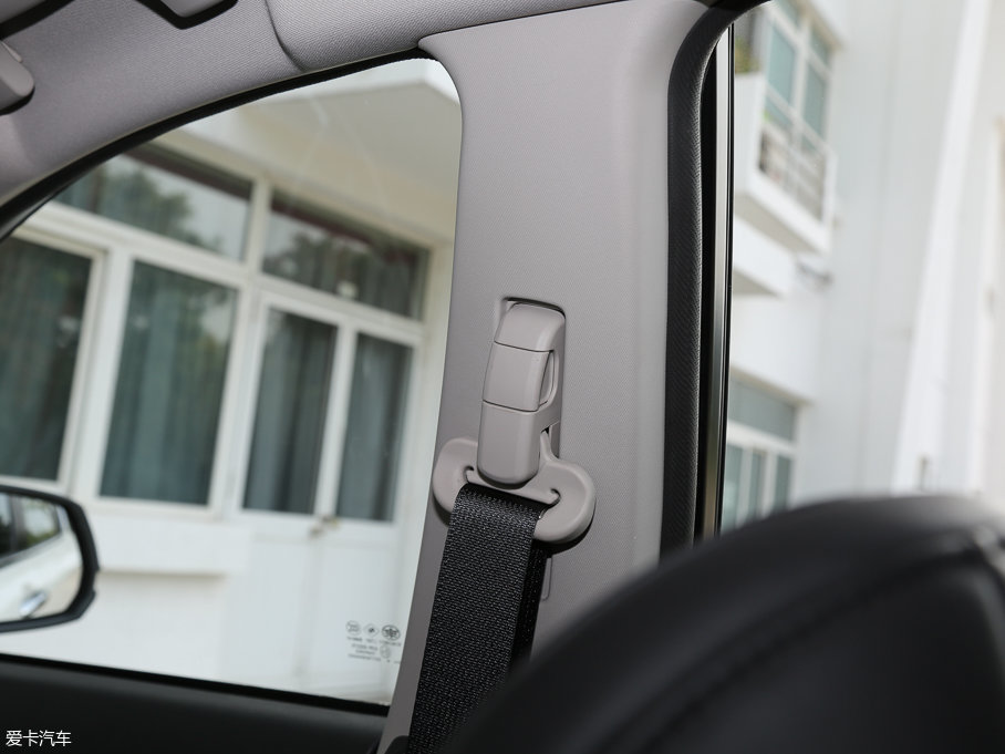 2017vX80 1.8T ԄӺA