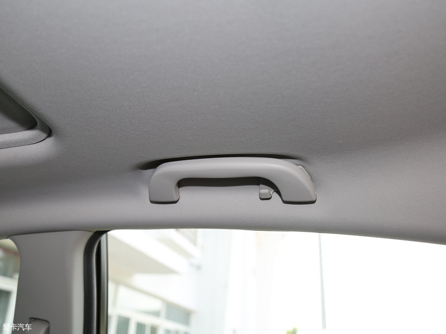 2017vX80 1.8T ԄӺA