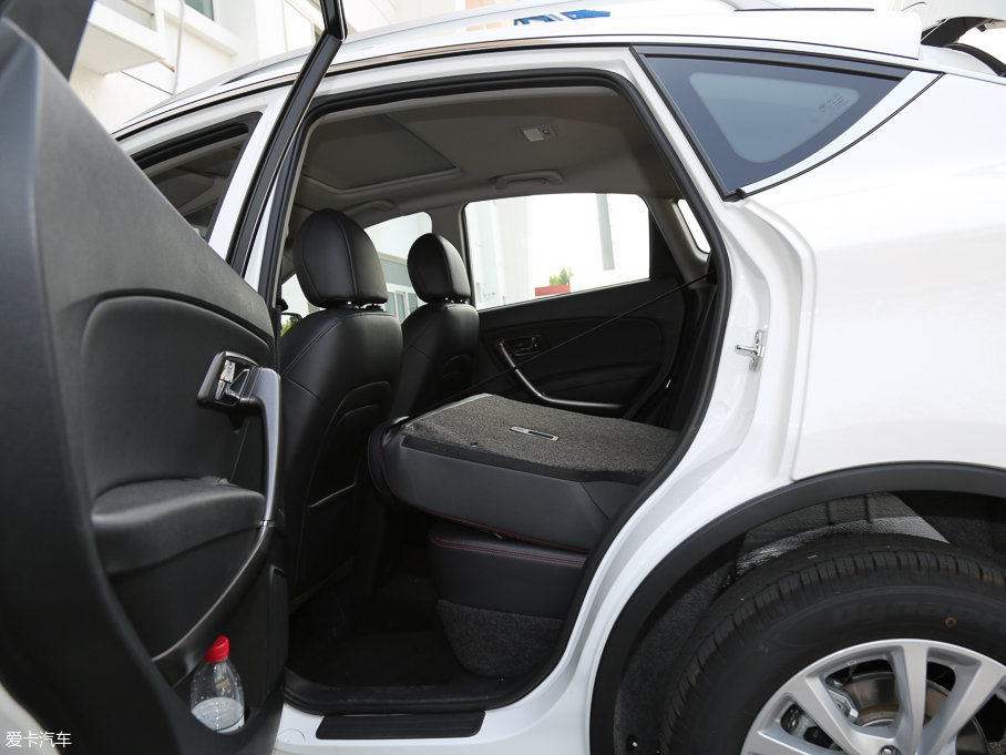 2017vX80 1.8T ԄӺA