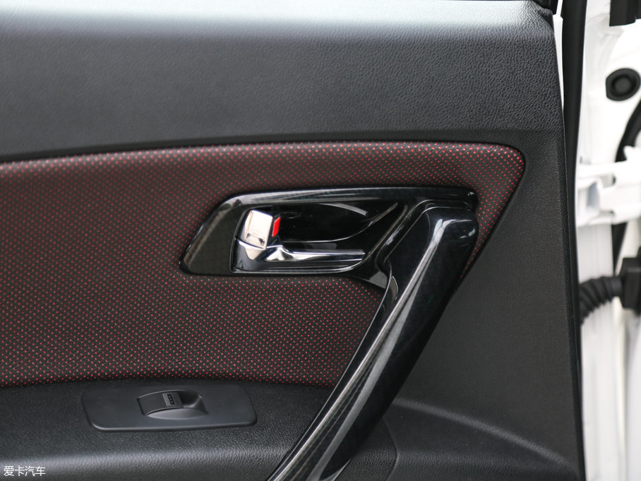 2017vX80 1.8T Ԅ\