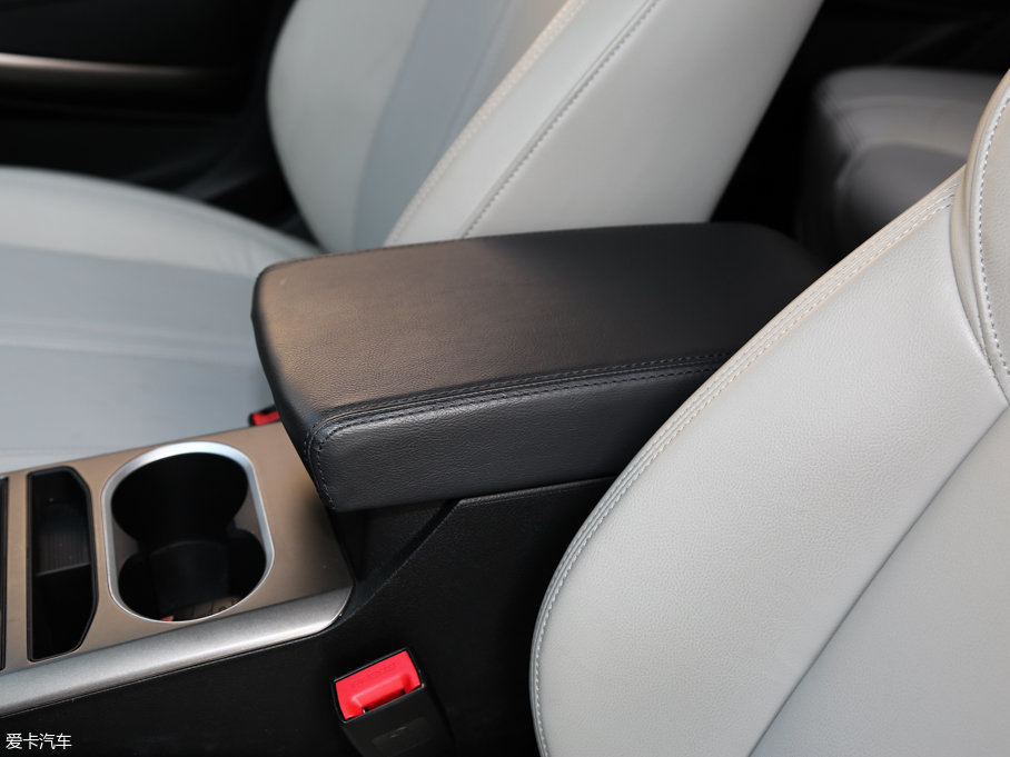 2017vX80 1.8T Ԅ(dng)A