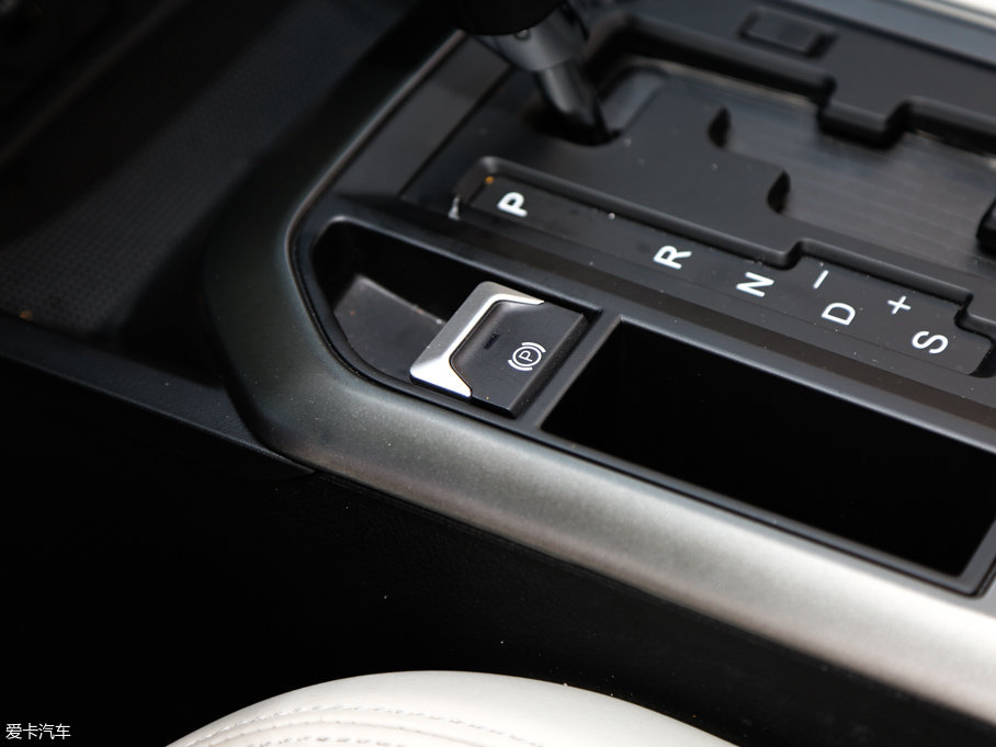 2017vX80 1.8T ԄӺA