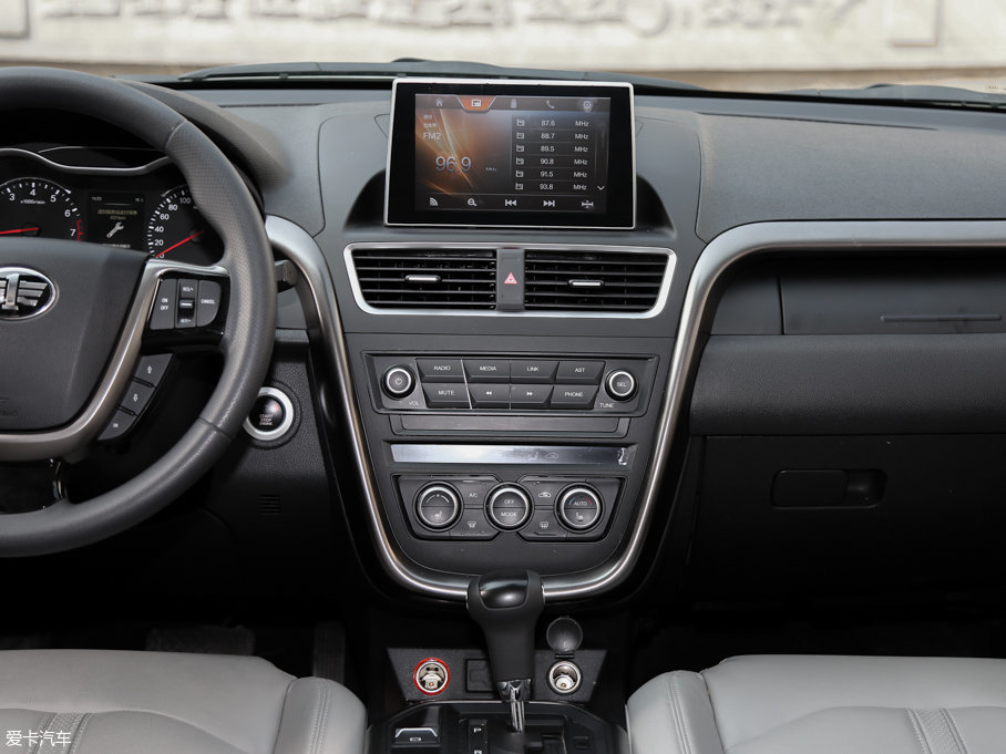 2017vX80 1.8T ԄӺA