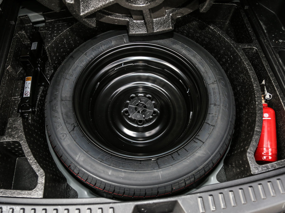 2017vX80 1.8T ԄӺA