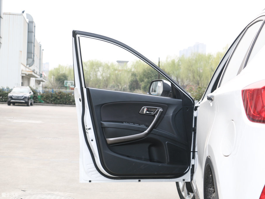 2017vX80 2.0L ԄӼg