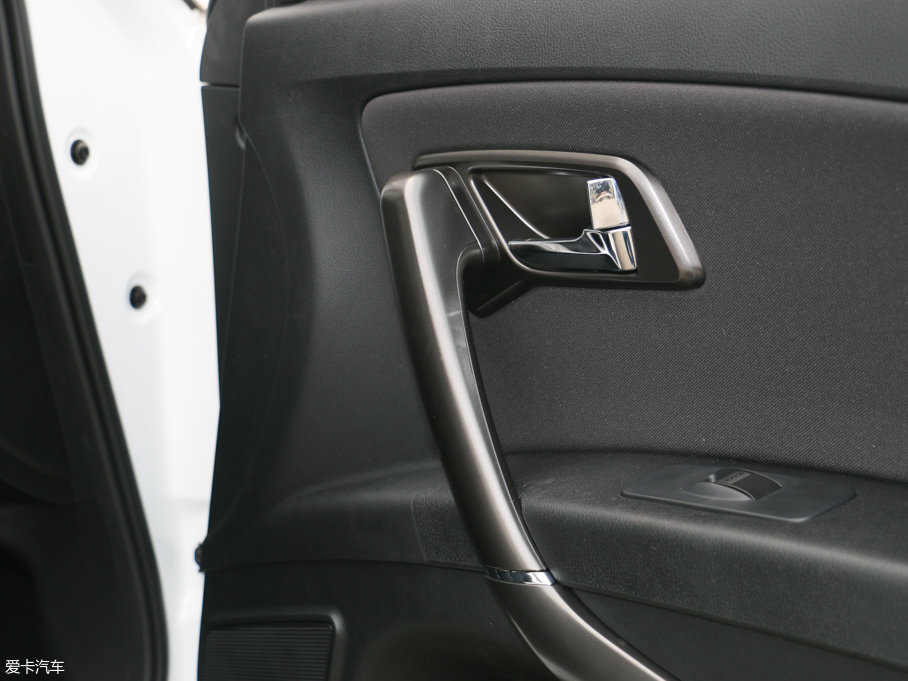 2017vX80 2.0L Ԅ(dng)g(sh)