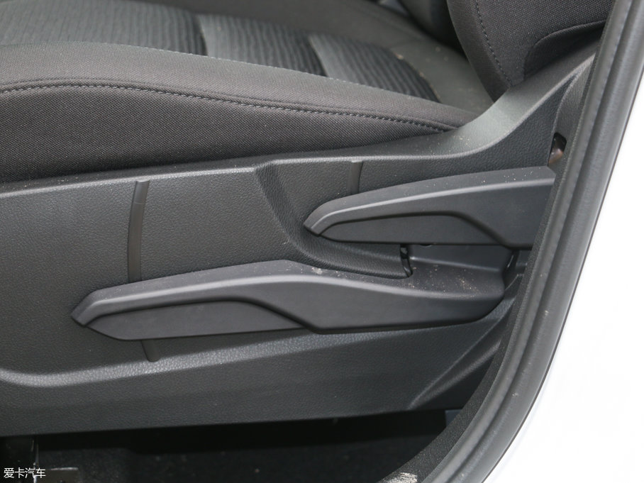 2017vX80 2.0L ԄӼg