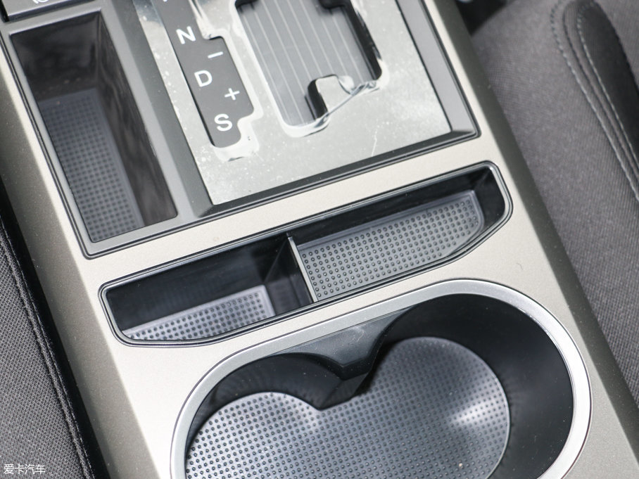 2017vX80 2.0L ԄӼg