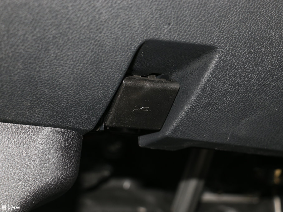 2017vX80 2.0L ԄӼg