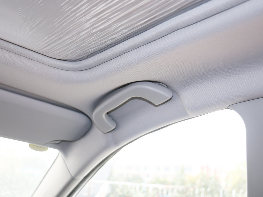 2017��vX80 2.0L �ԄӼ��g��