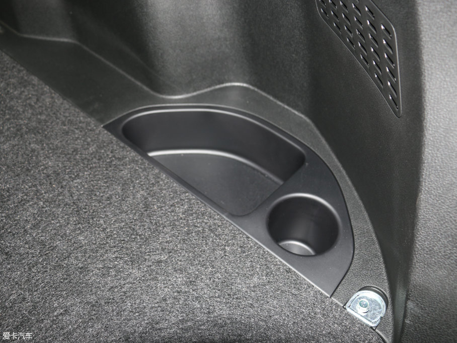 2017vX80 2.0L ԄӼg