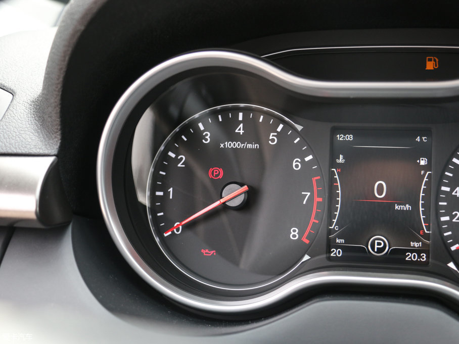 2017vX80 2.0L ԄӼg