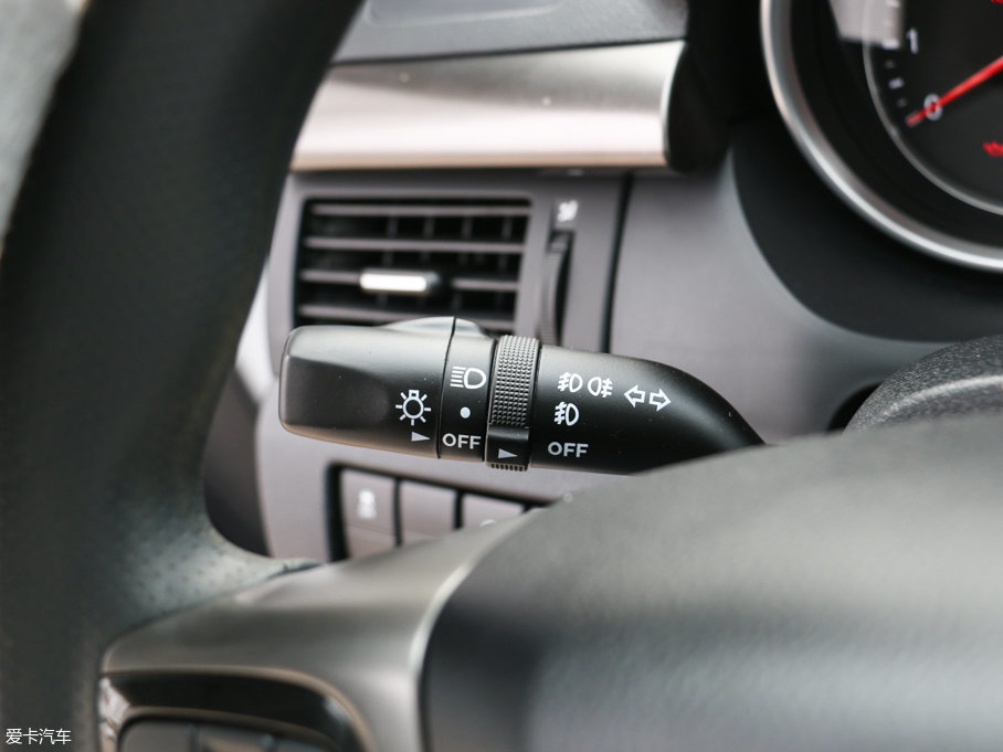 2017vX80 2.0L ԄӼg(sh)