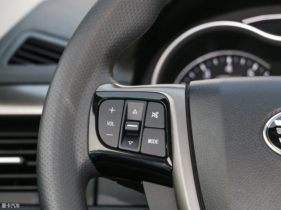 2017vX80 2.0L ԄӼg