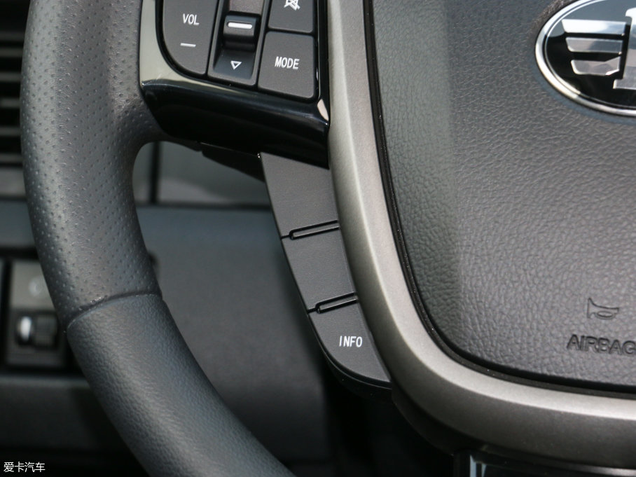 2017vX80 2.0L ԄӼg