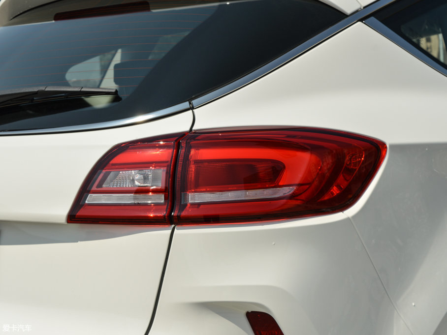 2017��vX80 2.0L �քӺ��A��