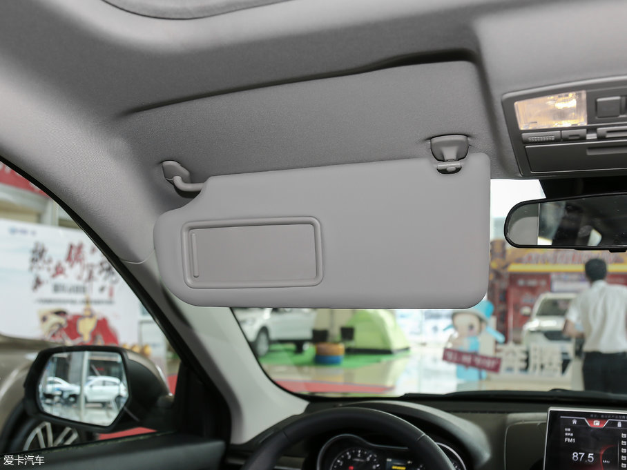 2017vX80 1.8T ԄӺA