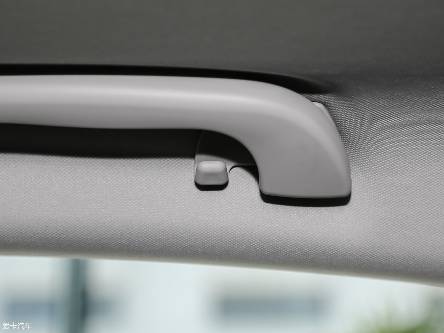 2017vX80 1.8T ԄӺA