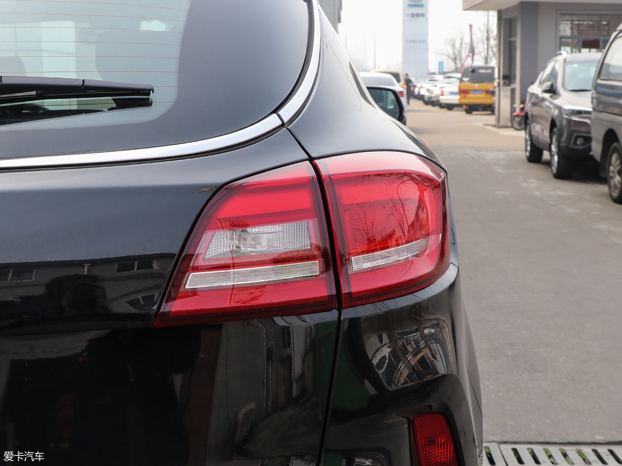 2017��vX80 2.0L �քӺ��A��