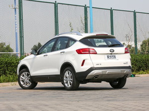 2017款1.8T 自动豪华型 左后45度