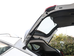 2017款2.0L 自动技术型 空间座椅