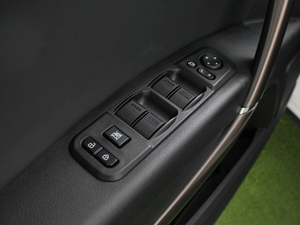 20172.0L ԄӾӢ {܇ƅ^(q)	