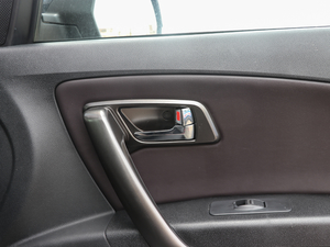 2017��2.0L �քӺ��A�� ���g����