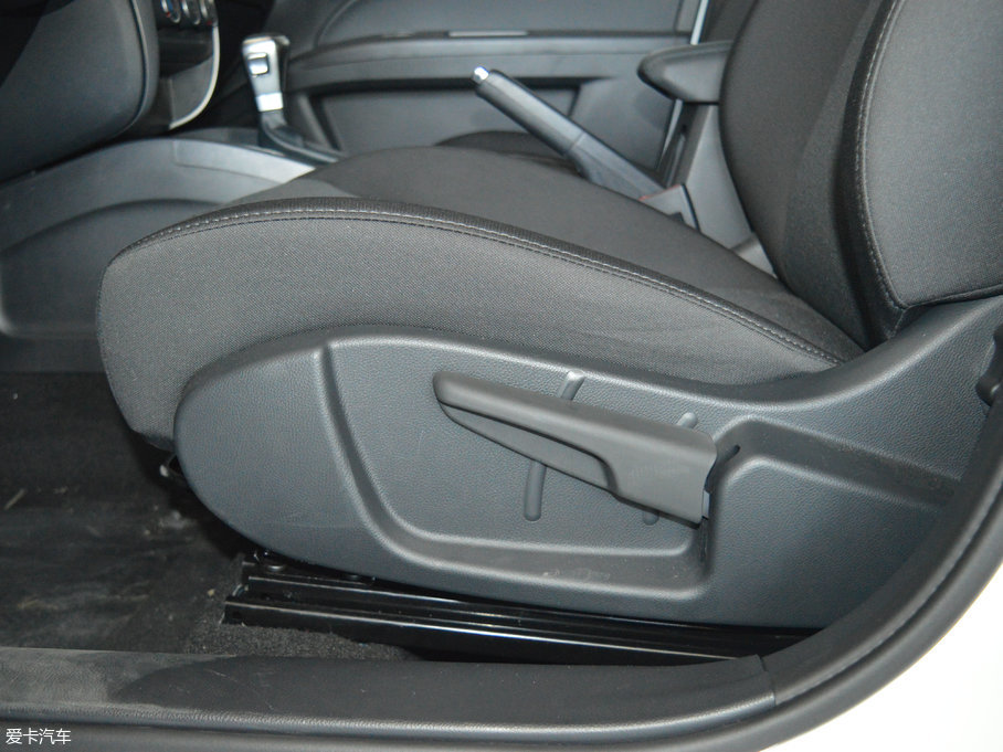 2017vB30 1.6L ԄӺA