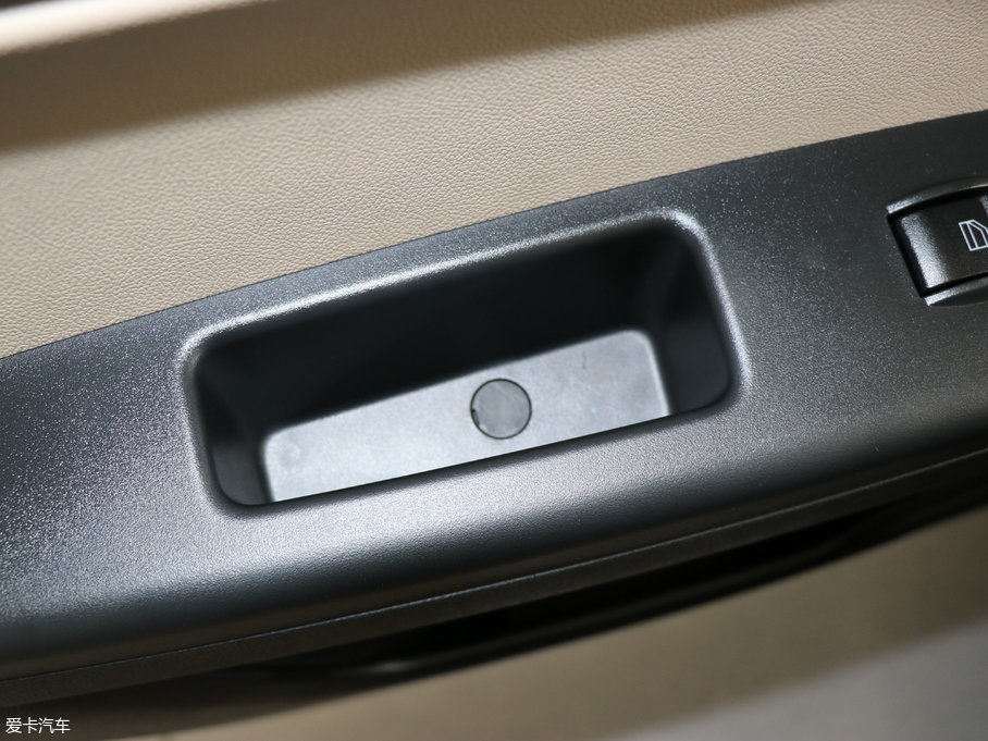 2017vB30 1.6L քӺA